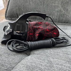 Vintage Dirt Devil.  Never been used:runs great! Sitting on Mimi’s shelf..20+yrs